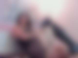 Gia Watsonn's Live Sex Cam Show