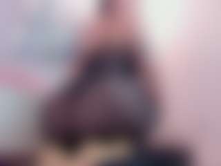 Gia Watsonn's Live Sex Cam Show
