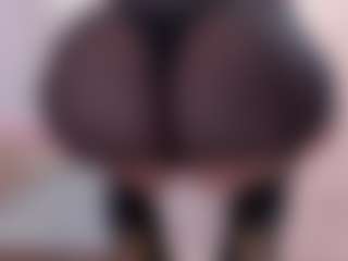 Gia Watsonn's Live Sex Cam Show
