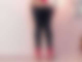 Gia Watsonn's Live Sex Cam Show