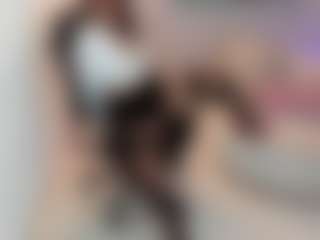 Gia Watsonn's Live Sex Cam Show