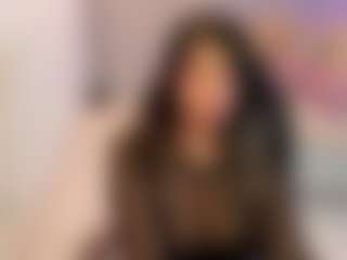 Gia Watsonn's Live Sex Cam Show