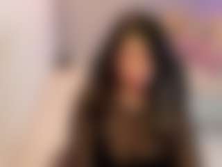 Gia Watsonn's Live Sex Cam Show