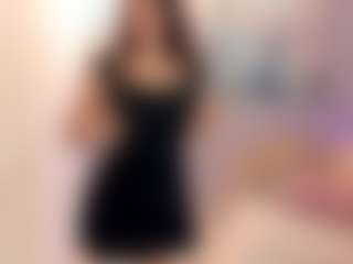 Gia Watsonn's Live Sex Cam Show