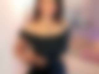 Gia Watsonn's Live Sex Cam Show