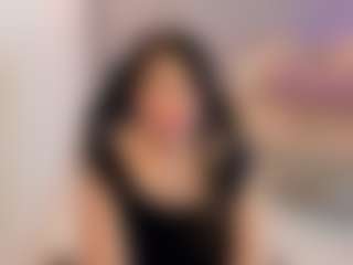 Gia Watsonn's Live Sex Cam Show