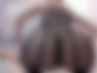 Live cam show with Gia Watsonn - BBW on Dolls Live