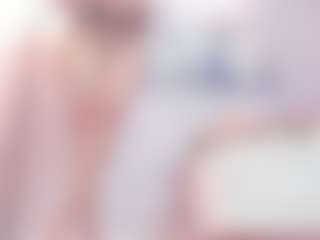 Gia Watsonn's Live Sex Cam Show