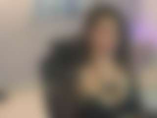 Gia Watsonn's Live Sex Cam Show