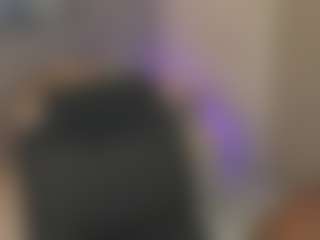 Gia Watsonn's Live Sex Cam Show