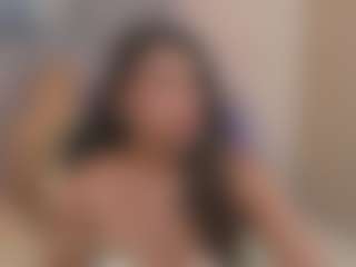 Gia Watsonn's Live Sex Cam Show