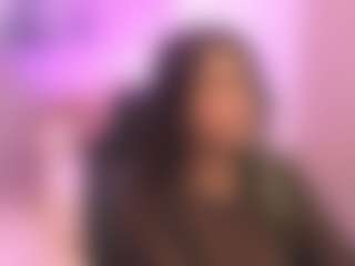 Gia Watsonn's Live Sex Cam Show
