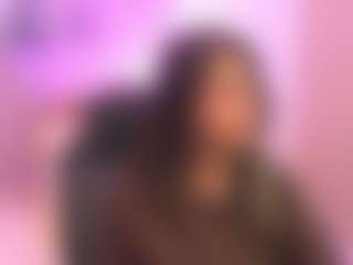 Gia Watsonn's Live Sex Cam Show