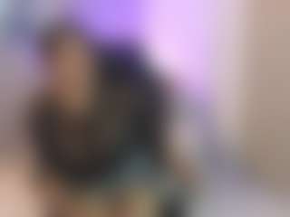 Gia Watsonn's Live Sex Cam Show