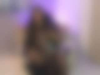 Gia Watsonn's Live Sex Cam Show