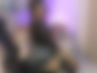 Gia Watsonn's Live Sex Cam Show