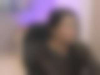 Gia Watsonn's Live Sex Cam Show