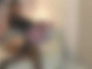 Gia Watsonn's Live Sex Cam Show
