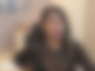 Gia Watsonn's Live Sex Cam Show