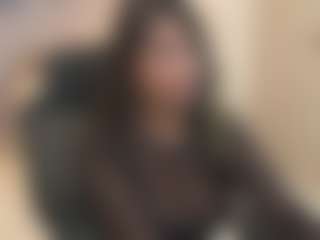 Gia Watsonn's Live Sex Cam Show