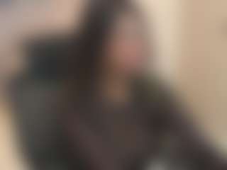 Gia Watsonn's Live Sex Cam Show
