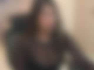 Gia Watsonn's Live Sex Cam Show