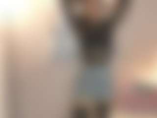 Gia Watsonn's Live Sex Cam Show