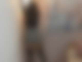 Gia Watsonn's Live Sex Cam Show