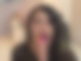 Gia Watsonn's Live Sex Cam Show