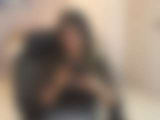 Gia Watsonn's Live Sex Cam Show