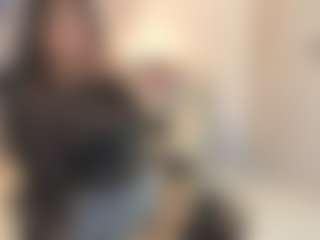 Gia Watsonn's Live Sex Cam Show