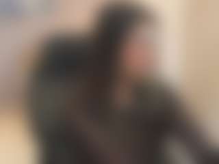 Gia Watsonn's Live Sex Cam Show