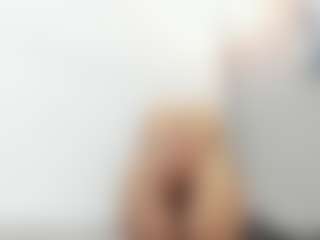 Gia Watsonn's Live Sex Cam Show