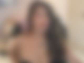 Gia Watsonn's Live Sex Cam Show