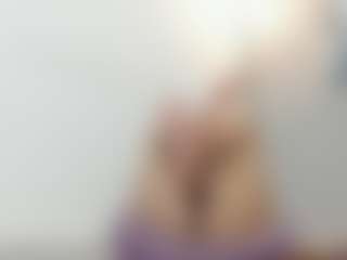 Gia Watsonn's Live Sex Cam Show