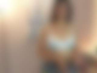 Gia Watsonn's Live Sex Cam Show
