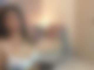 Gia Watsonn's Live Sex Cam Show
