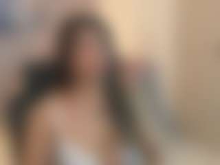 Gia Watsonn's Live Sex Cam Show