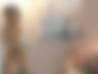 Gia Watsonn's Live Sex Cam Show
