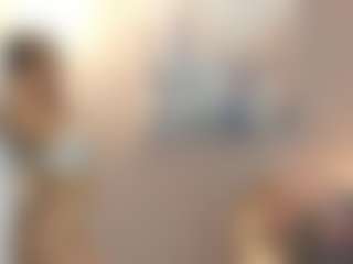 Gia Watsonn's Live Sex Cam Show