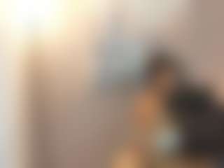 Live cam show with Gia Watsonn - Abs on Camsoda