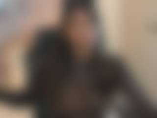 Gia Watsonn's Live Sex Cam Show