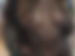 Gia Watsonn's Live Sex Cam Show
