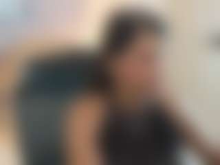 Gia Watsonn's Live Sex Cam Show