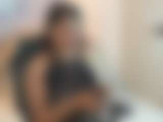 Gia Watsonn's Live Sex Cam Show