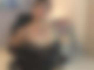 Gia Watsonn's Live Sex Cam Show