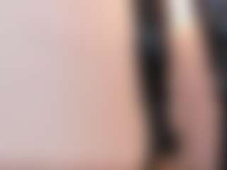 Gia Watsonn's Live Sex Cam Show