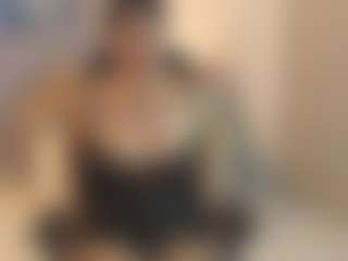 Gia Watsonn's Live Sex Cam Show