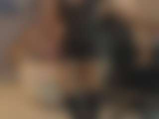 Gia Watsonn's Live Sex Cam Show