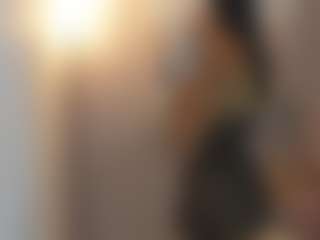 Gia Watsonn's Live Sex Cam Show